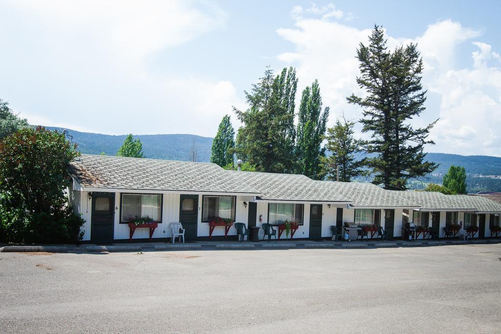 Lakeside Motel Williams Lake Bagian luar foto